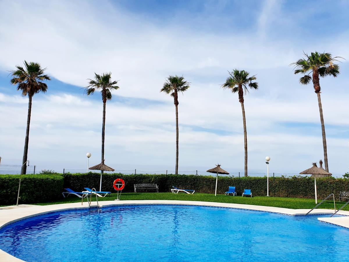 Luna Beach Seafront Marbella Eksteriør bilde