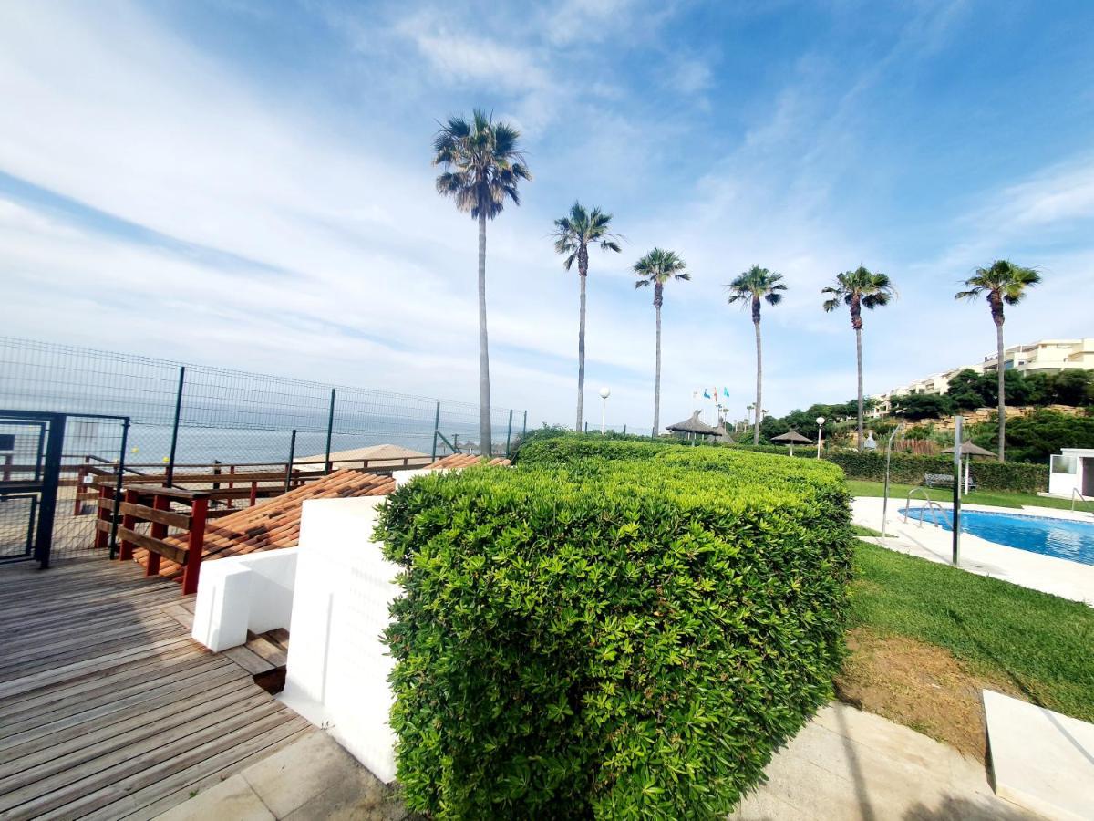 Luna Beach Seafront Marbella Eksteriør bilde