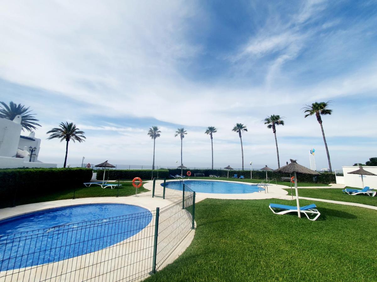 Luna Beach Seafront Marbella Eksteriør bilde