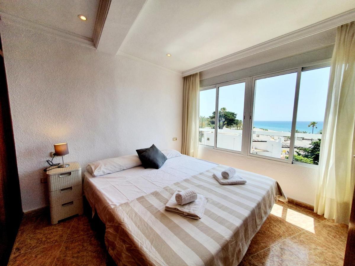 Luna Beach Seafront Marbella Eksteriør bilde